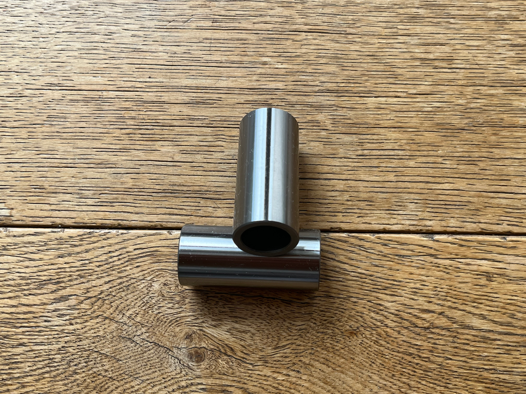 Paire entretoises acier rectifiées dans articulation bras-oscillant Yamaha TY250 59N