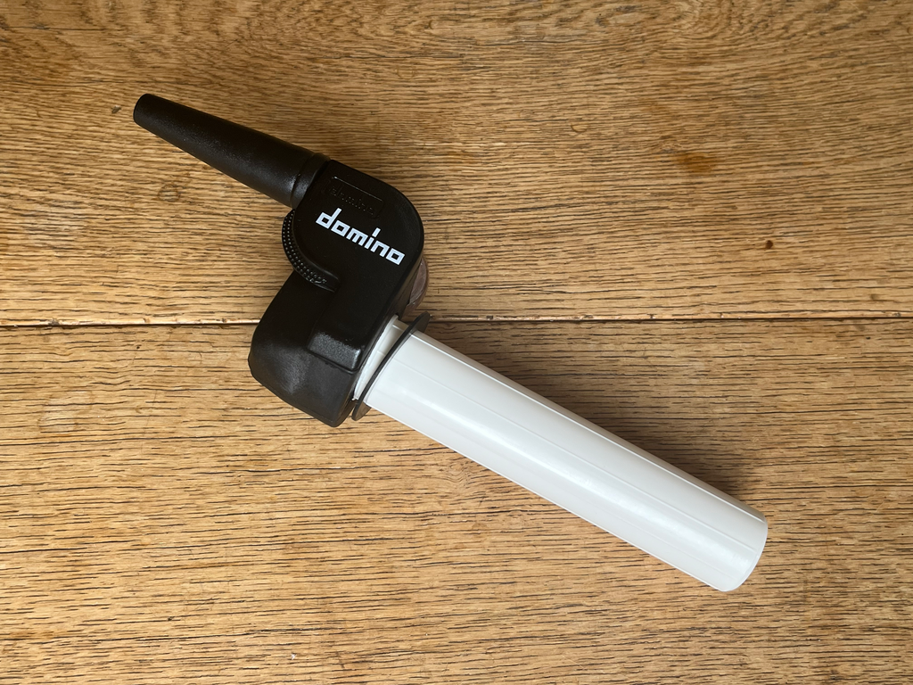 Poignée de gaz Domino tirage court blanc