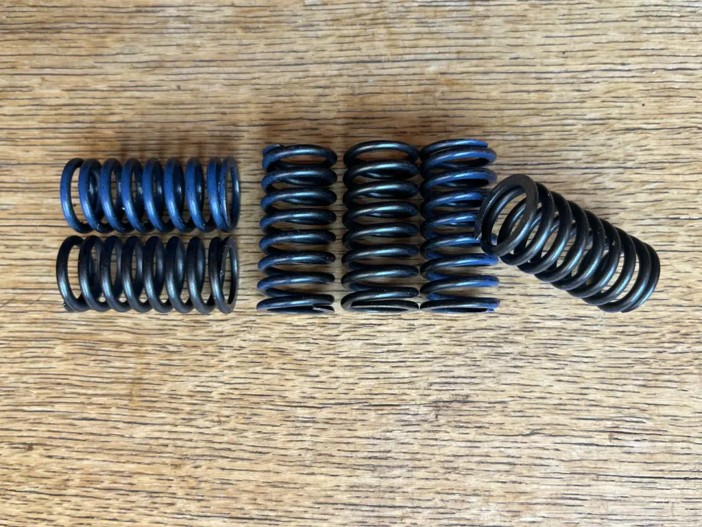 Kit de 6 ressorts d’embrayage spéciaux Yamaha TY250 59N