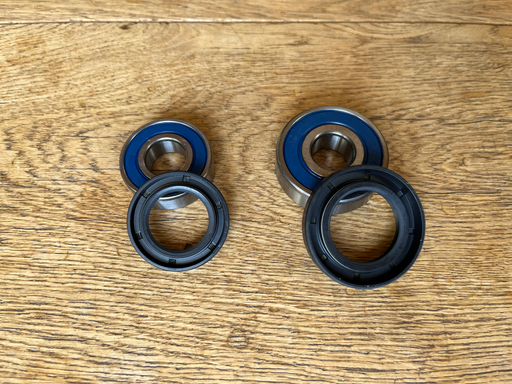 Jeu de roulements et joints spy roue arrière Yamaha TY250 59N