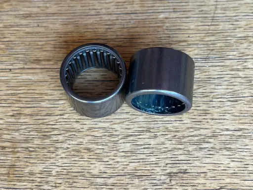 Paire de cages à aiguilles pour bras-oscillant Yamaha TY250 59N